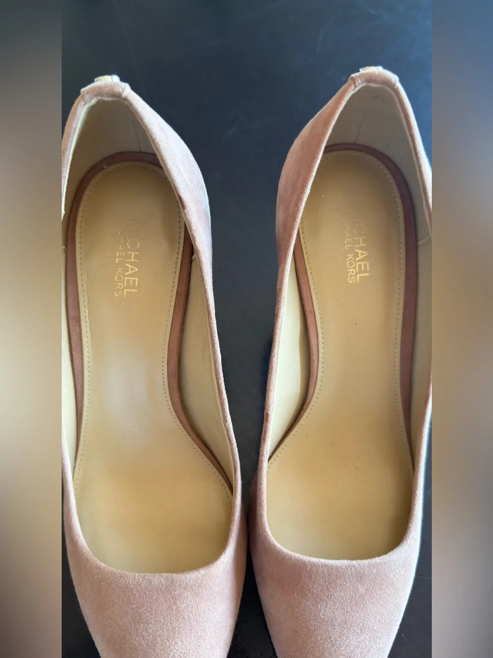 Classic beige suede pointy toe stiletto by Michael Kors size 7
